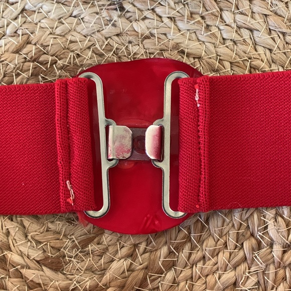 Red Rose elastic stretch belt with clip buckle, EUC - Picture 6 of 9